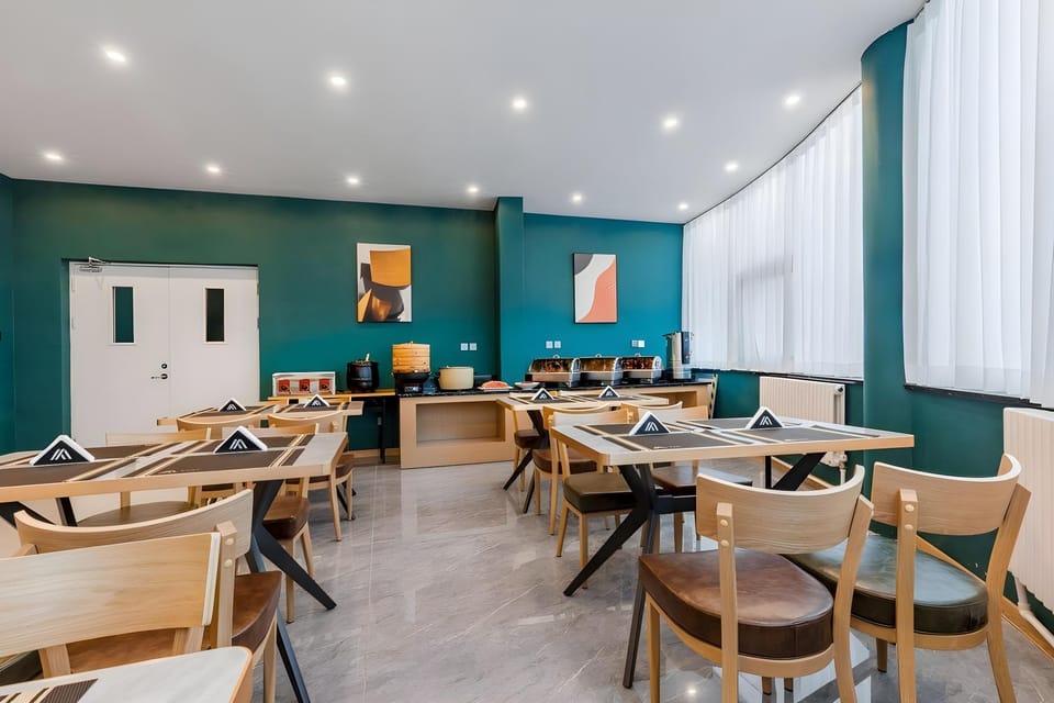 Beijing Ruistin Hotel (Beijing Daxing New Airport Qingyuan Road Subway Station) Hotel in Beijing