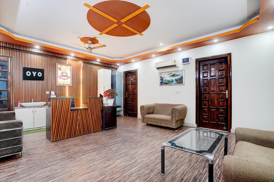 Super Hotel O Raj Mahal Hotel in Gurugram