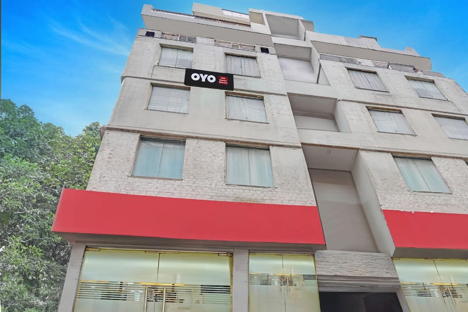 Super Hotel O Diamond Home Stay Hotel in Noida