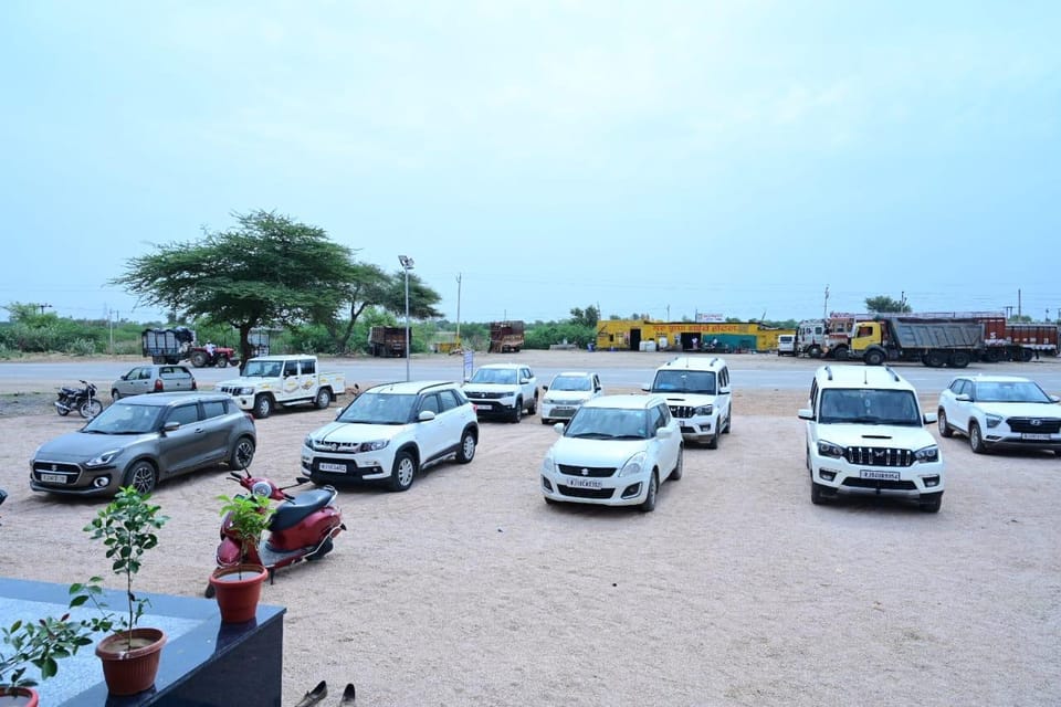 SR Hotel Restaurant & Cafe Hotel in Rajasthan