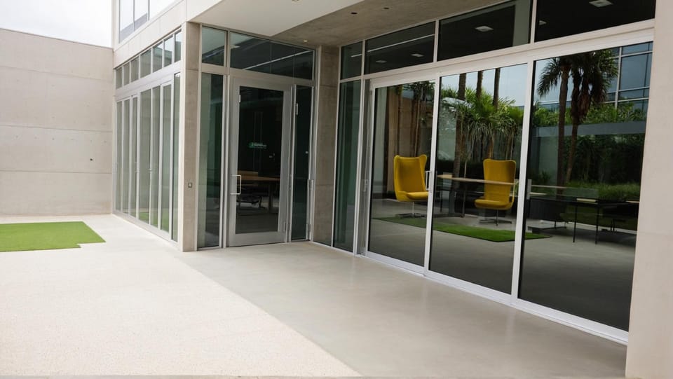 Modern Boutique Living in Culver City Apartment hotel in Culver City