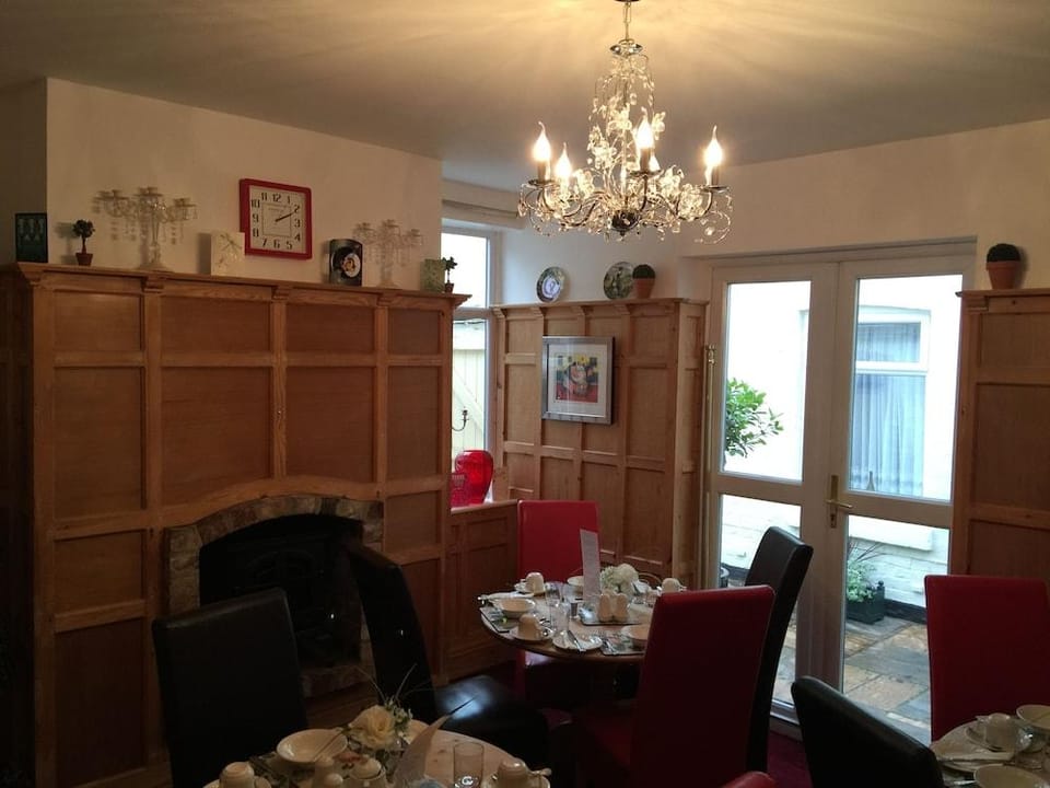 ISUITES Apartment hotel in Newcastle-under-Lyme