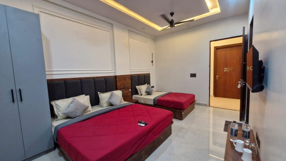 Amenity (Guest room)