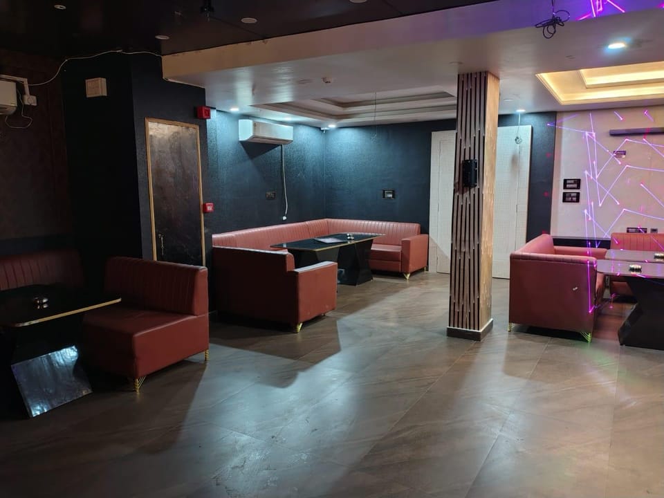 Hotel MKG Inn Club & Bar Jaipur Bed and Breakfast in Jaipur