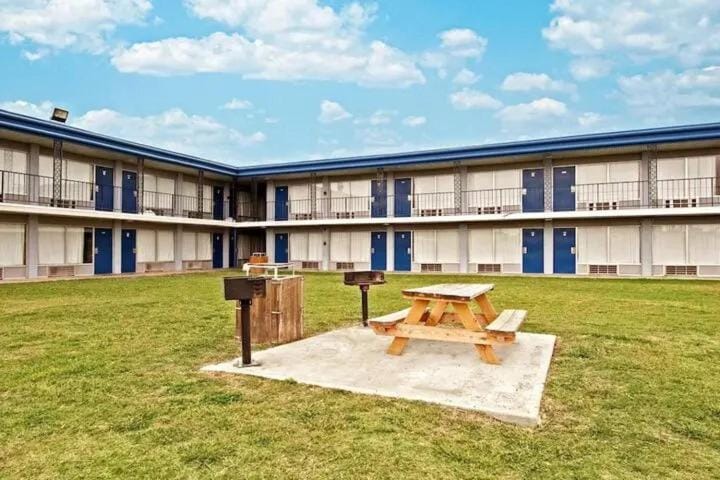 Best Value Inn Garland, TX Hotel in Garland