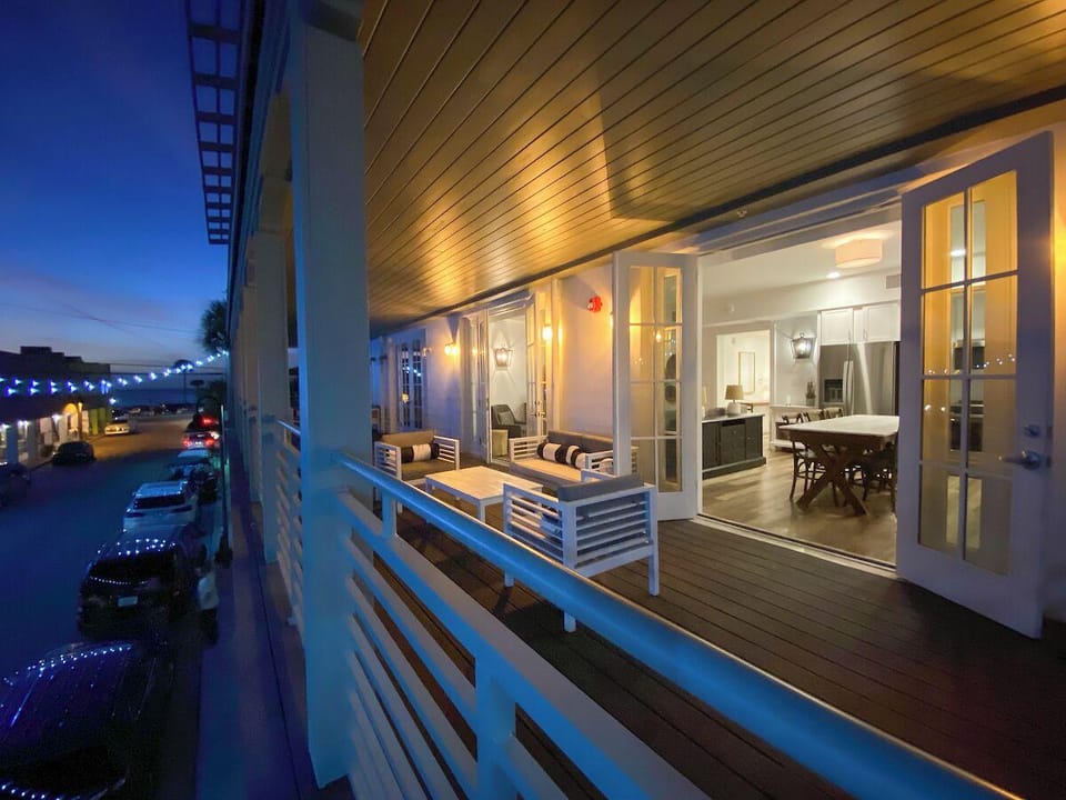 Berkeley Beach Club Hotel in Pass-a-Grille