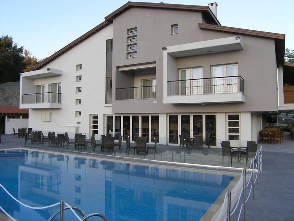 Livadia Hotel Kyperounta Hotel in Limassol District