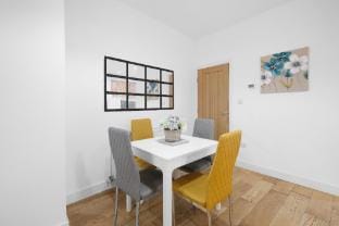 Eastons 1 Bedroom Apartment with Sofa Bed Hotel in High Wycombe