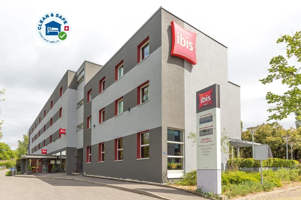 Ibis Geneve Aeroport Hotel Hotel in Canton of Geneva