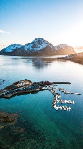 Nappstraumen seafront cabin Lodge in Lofoten