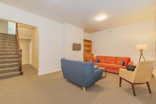 4 Bedroom House - Hobart CBD - Parking Hotel in Hobart