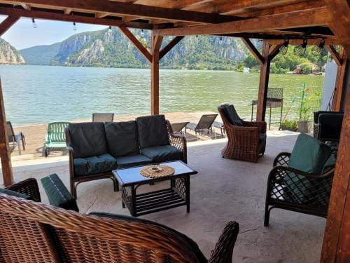 Casa BeaSarah. Lodge in Serbia