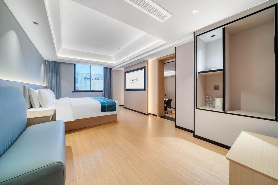 Homeinn Fairyland Hotel (Longyou Peoples Government South Gate) Hotel in Zhejiang
