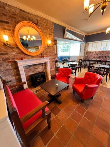 The Raven Pub with Rooms, Worcester Hotel in Worcester