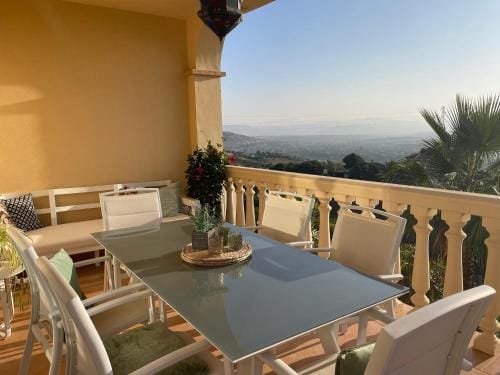 Montana Mimosa Hotel in Valle del Guadalhorce