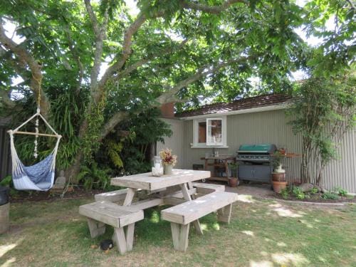 Pohutukawa Bach Hotel in Northland