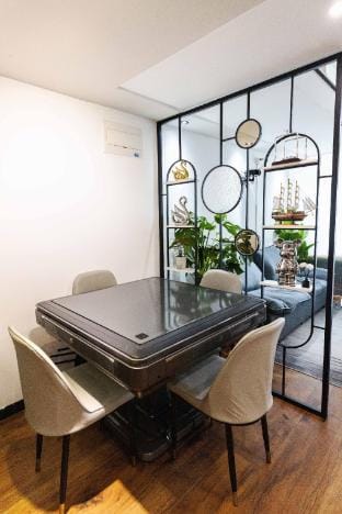 Chuanyu Apartment (Yinggang East Road Branch) Hotel in Shanghai