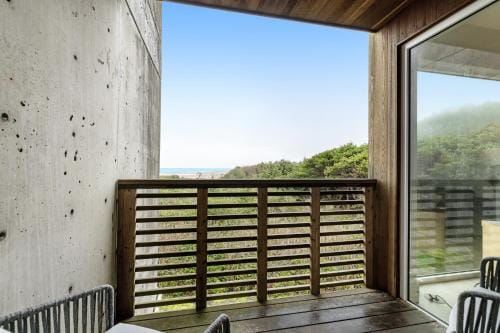The Oyster Bay Condo 107 Hotel in Rockaway Beach