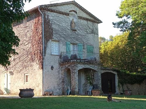 Domaine Tombarel - Agritourisme Hotel in Brignoles