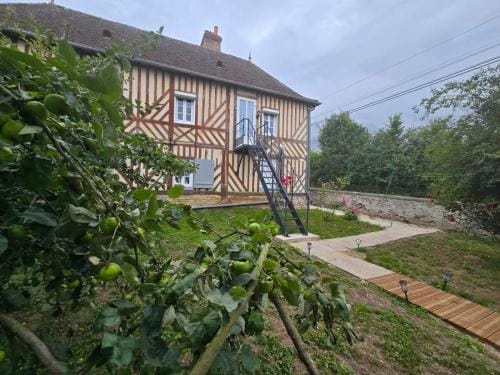 Le Bois Rouland Hotel in Normandy