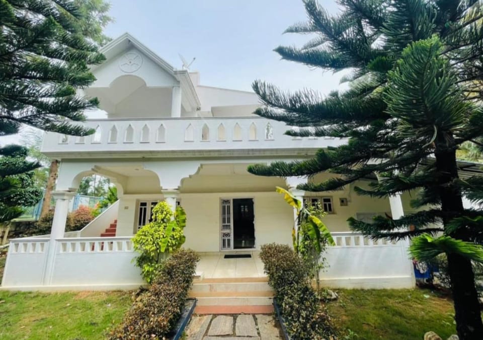 Blue Lagoon Inn Resort Resort in Karnataka