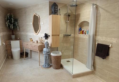 Elohan House Hotel in Pontoise