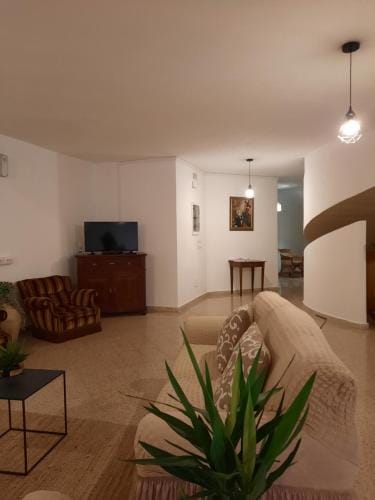 Casa Religiosa di Ospitalita Santa Maria di Betlem Hotel in Foligno