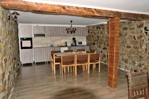 Casa Sviniceana Hotel in Serbia