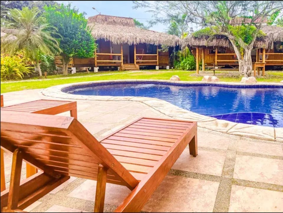Palms Oasis Montanita Hotel in Guayas