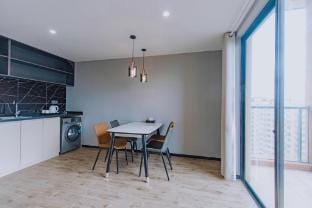 Qizige Homestay (Paojiang Store) Hotel in Hangzhou