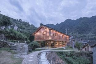 Secret Liangjiashan Resort Hotel in Zhejiang
