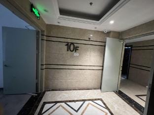 Qingmu Homestay (Zhongyu Plaza Branch) Hotel in Jiangsu