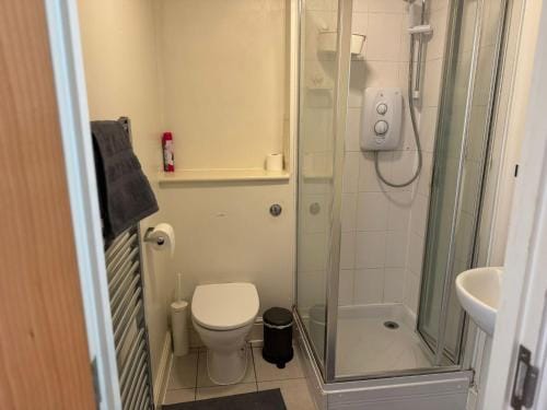 Quarto aconchegante e banheiro privativo Hotel in Harrow
