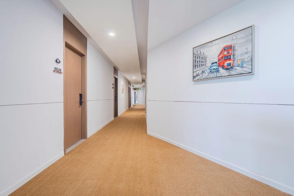 Qi Yue Hotel Nanjing Hongyang Plaza Taishan Xincun Subway Station Hotel in Nanjing