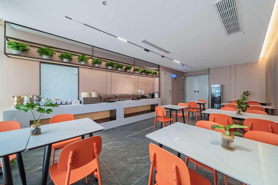Qi Yue Hotel Nanjing Xianlin University Town Dongliu Subway Station Hotel in Nanjing