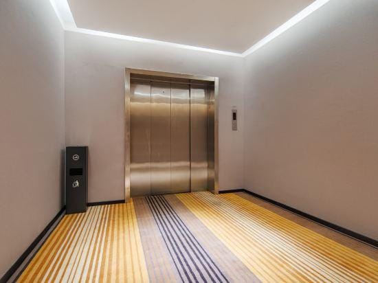 Elong ME Hotel Taicang Yili Commercial City Hotel in Shanghai
