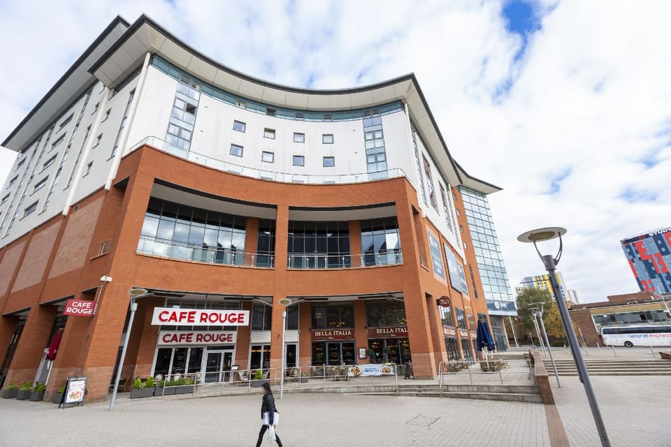 Belgrade Plaza Serviced Apartments Hotel in Coventry