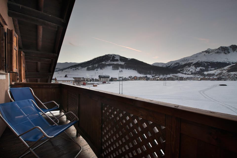 Residence Adele Hotel in Canton of Grisons
