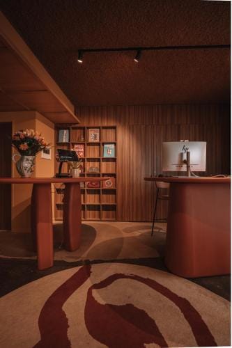 SKIPR Hotel - adults only Hotel in Antwerp