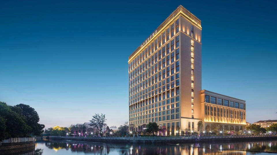 Pinghu Overseas Chinese Hotel Hotel in Zhejiang