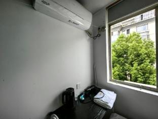 Poetic Homestay Lu Xun Hometown Branch Hotel in Hangzhou