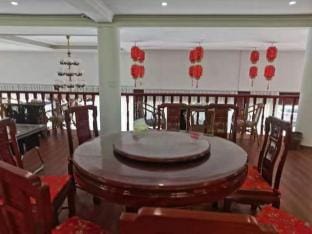 Yueqing Bobaolou Homestay (Songxi Avenue Branch) Hotel in Zhejiang