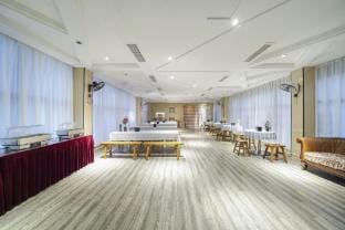 Junjia Hotel (Keqiao Ancient Town Textile City North Market) Hotel in Hangzhou