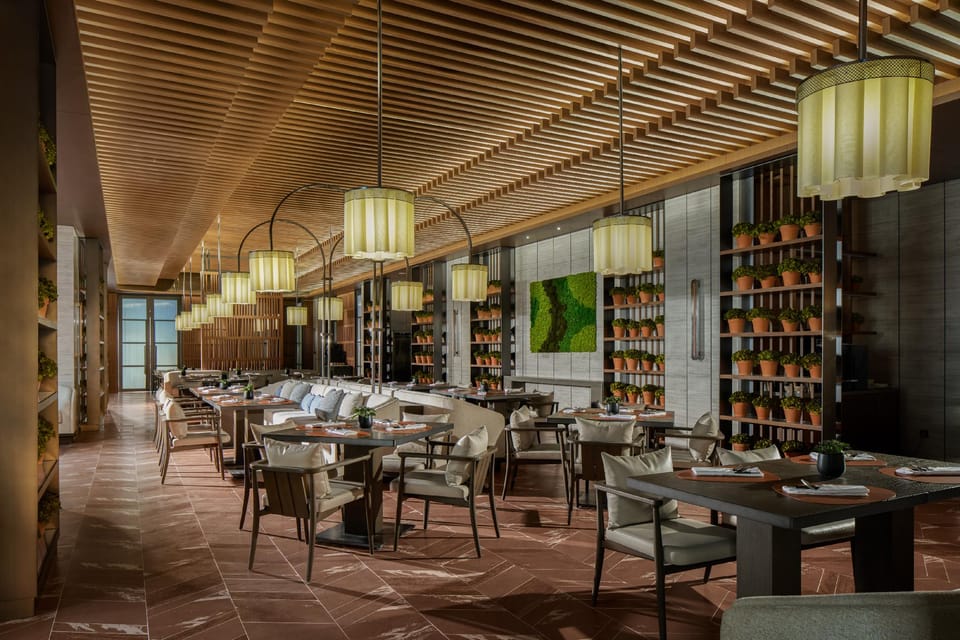 Surya Hotel Shanghai New Hongqiao Center Hotel in Shanghai