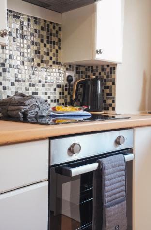 North Elgin Apartment Hotel in Glasgow