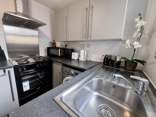 Room 2 Shared House 10 min from Center Hotel in Liverpool