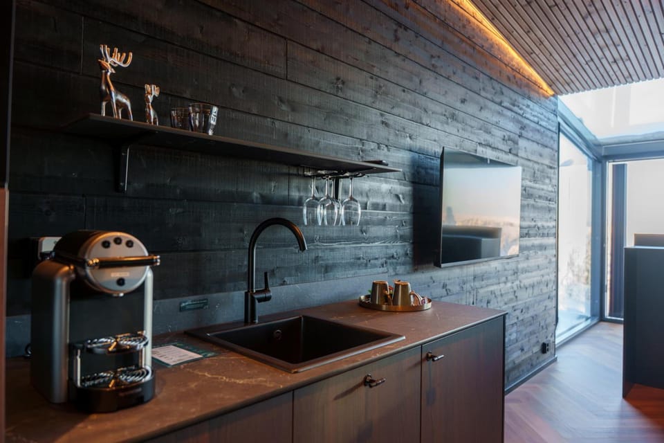 Arctic Lumo Resort Resort in Lapland