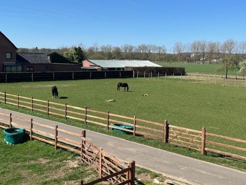 't Steenenhuys Hotel in Dilsen-Stokkem