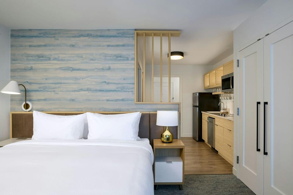 Suite room