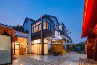 Tangshan Yueman Hot Spring Homestay (Tangjiajia Hot Spring Village) Hotel in Nanjing